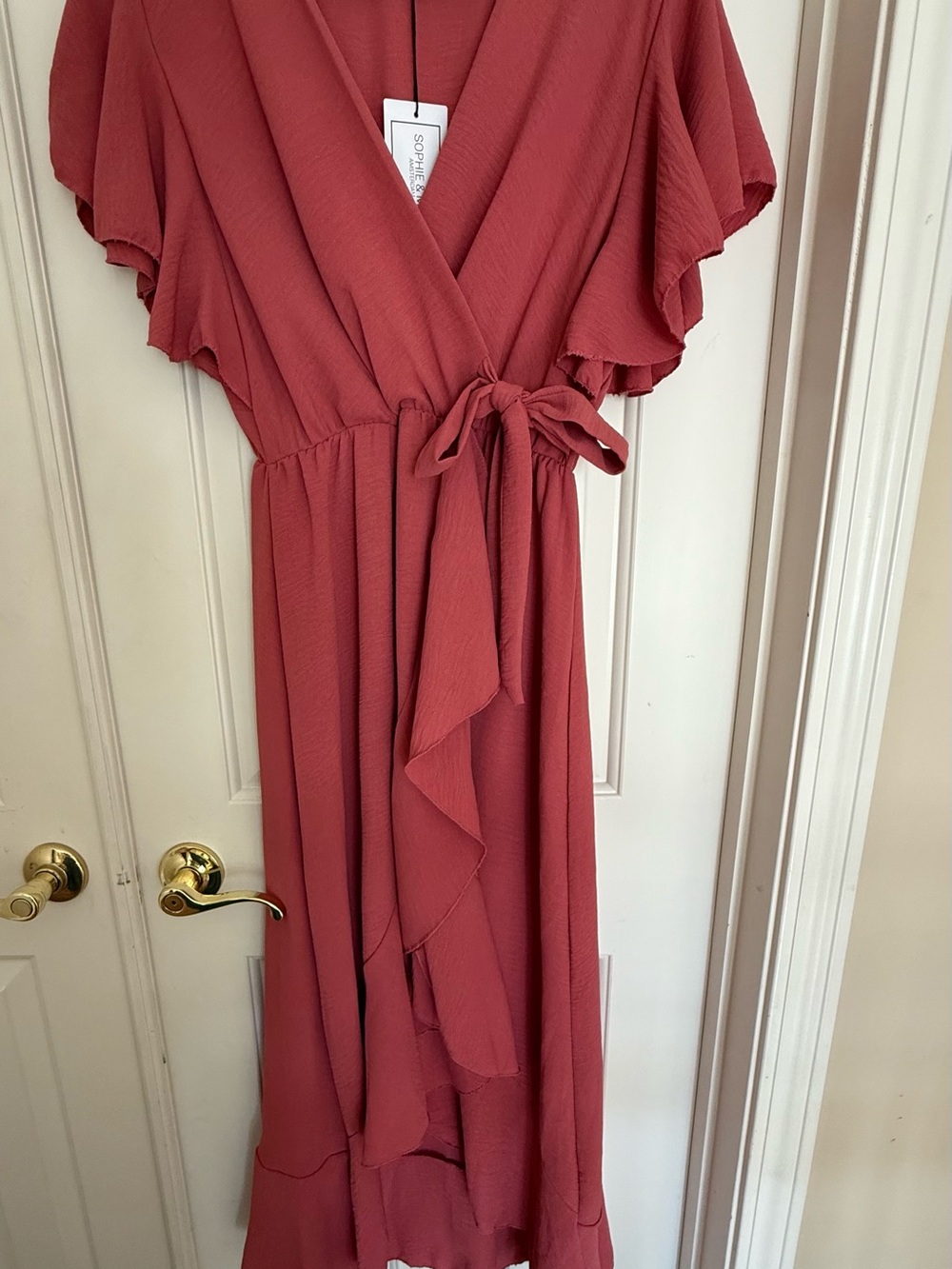 Made in Italy 🇮🇹 Soprano Coral High-Low Wrap Dress with Flutter Sleeves